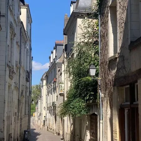 Robin Quantin In The Heart Of Old