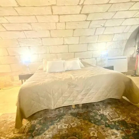 Robin Quantin In The Heart Of Old * تور