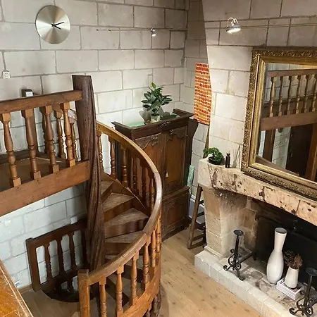 Apartment Robin Quantin In The Heart Of Old *